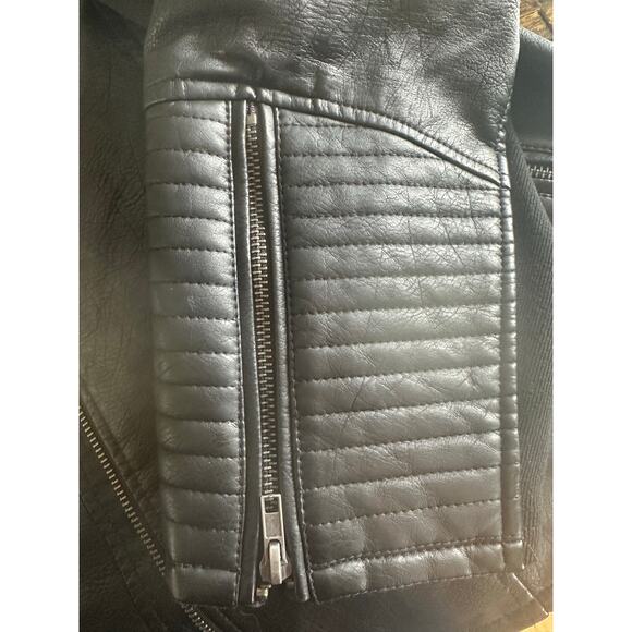 Torrid Black Vegan Leather Jacket - Sz. 5X - Picture 7 of 7
